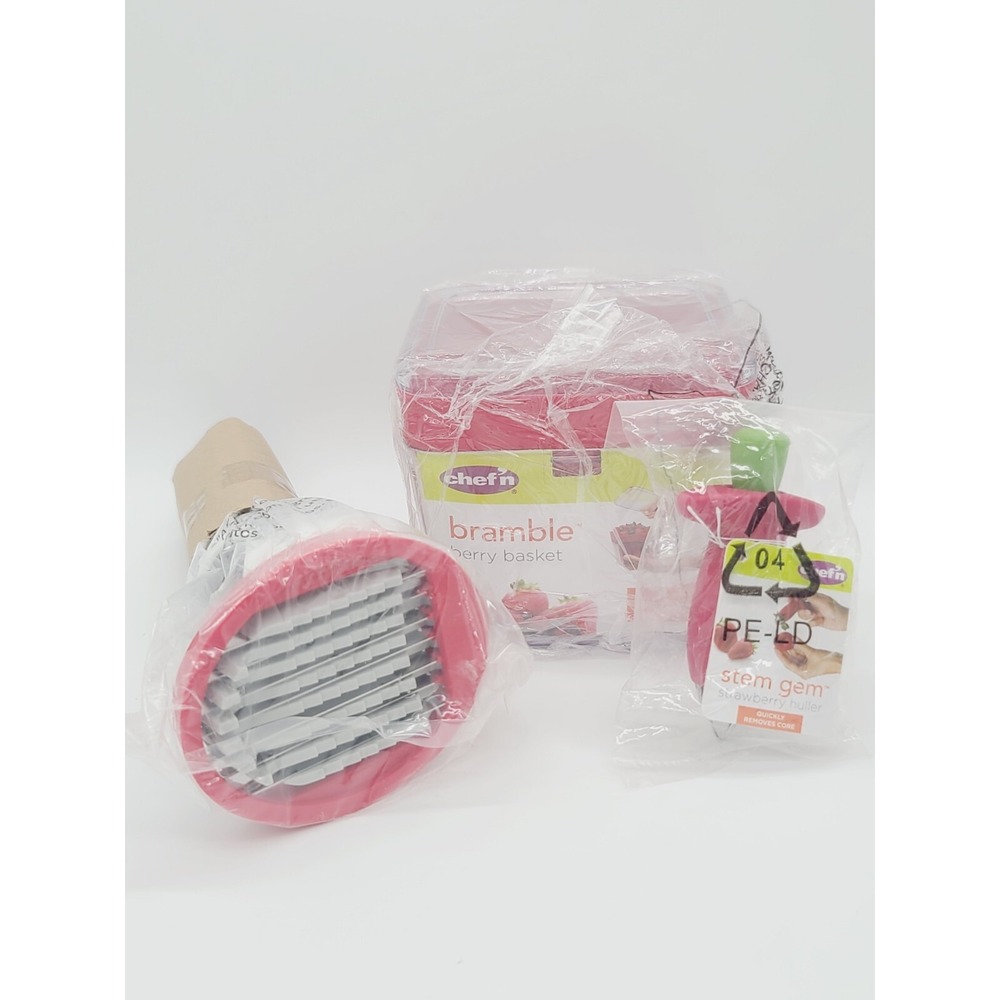 NEW Set Chef'n Strawberry Bramble Basket Slicester Slicer StemGem Huller QVC